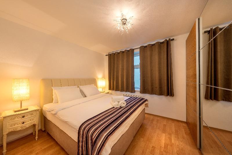 Prague City Stay Rohacova Ngoại thất bức ảnh